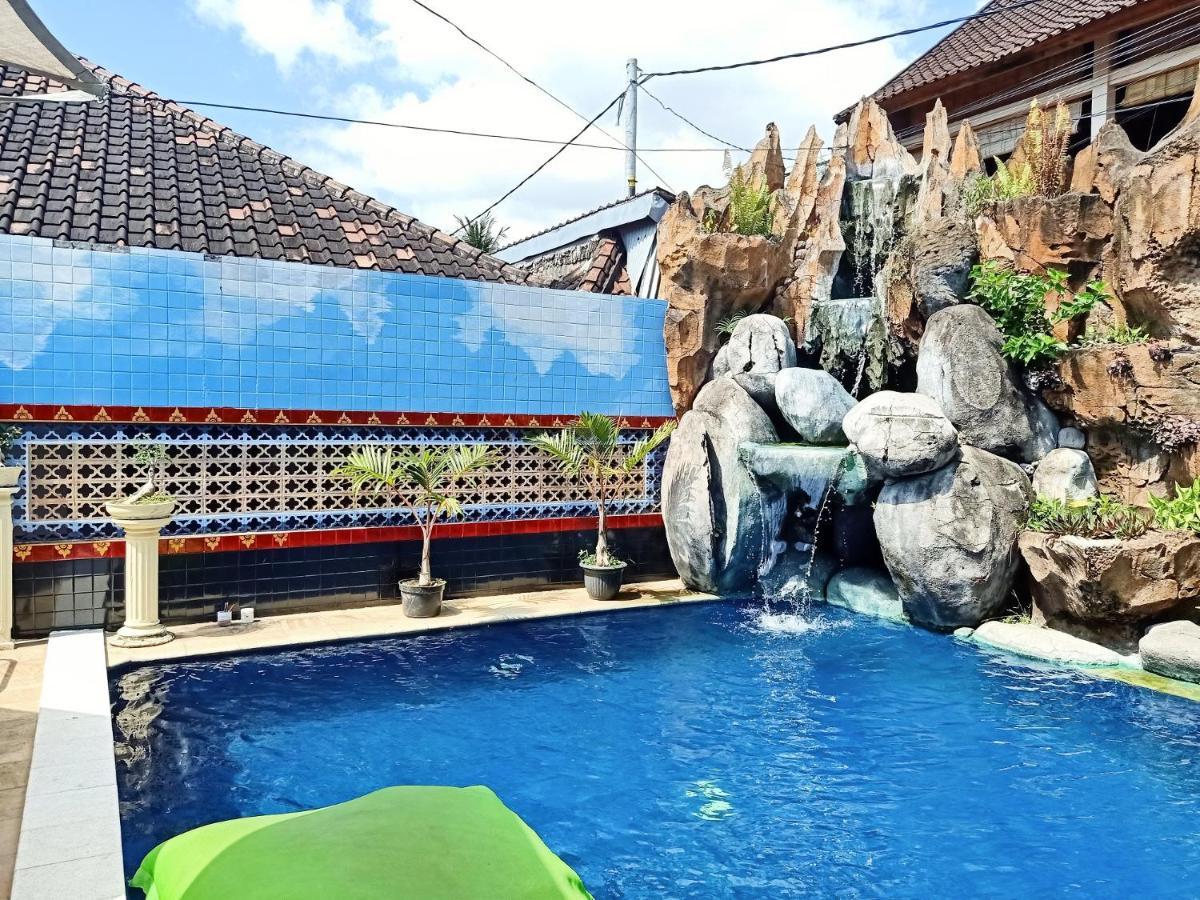 Lovina Palace Kültér fotó