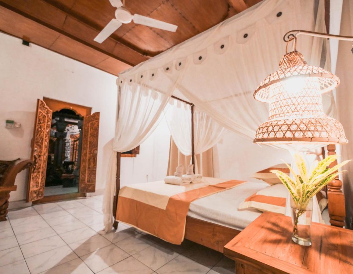 Lovina Palace Kültér fotó